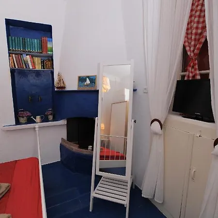 Dandy Villas Velanidia Sailor'S House - Private Maisonette - Sea View *