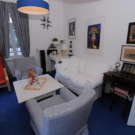 Apartment Dandy Sailor's House - Private Maisonette - Sea View *